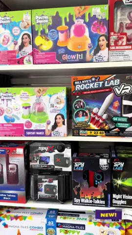 New #drsquish make your own squishy toy! Which fidget is your fav? #fidgettoys #learningexpresstoys #LEED 