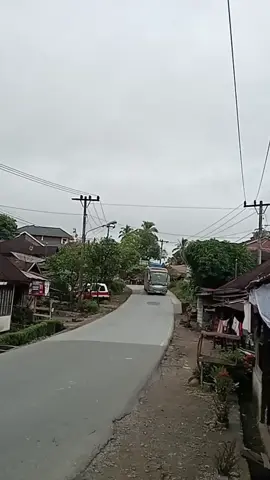 Sabtu pagi 13 September 2025.  ALS 246 ( Halilintar ) Menuju Jogyakarta dari Area loc Pargarutan @Haryono @🅱️usa 🅱️ase @🅱️ng_tam🅱️unan_🅾️1⃣7⃣ @M.Syarif Harahap @𝙔𝙏 𝙅𝙪𝙣𝙩𝙖𝙠𝙢𝙖𝙧𝙜𝙣𝙖  @𝖎𝖈𝖍𝖆🧚‍♀️ @Uli @Efritahannum Dalimunthe @Anggii Siregarr 