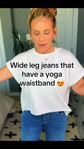 Jeans that are so comfortable you can actually sleep in them! 😍 @Showitty  #showitty #stretchyjeans #widelegjeans #comfyjeans #momstyle 