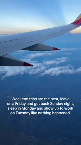 Weekend trips🤝🏽  #travel #weekendtrip #flightview #fyp #relatable 