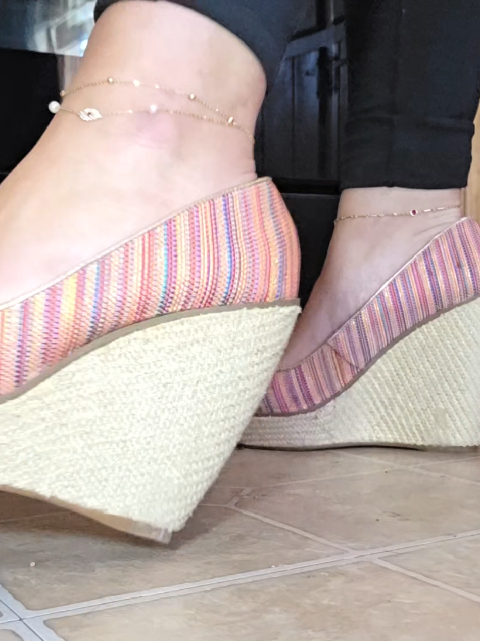 let's bake some cookies. #bug #crush #goddess #heels #wedgesandals 