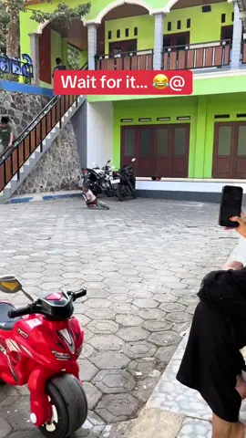 Game over… 😭 (Via: @Mama Zenma) #tricycle #biking #fail #kids #playground 