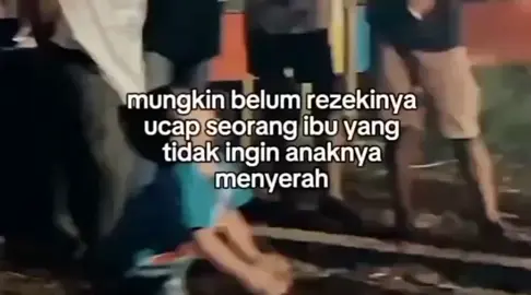 Beruntung sekali aku mengenal Agama, kalau tidak mungkin sudah GANTUNG DIRI DI POHON TOGE (Agama bukan hanya penenang tpi juga petunjuk).  Mengenai Free will /kebebasan, Ada peneliti yang menyatakan bahwa otak secara tidak sadar Berkomitmen pada suatu keputusan sebelum KESADARAN SADAR. Artinya sebelum manusia menyadari / mengambil keputusan, keputusan tersebut telah  terlebih dahulu di tetapkan / di design oleh otak ( di alam bawah sadar) sebelum kita sadar. Jadi dimana letak KEBEBASAN MANUSIA / FREE WILL itu? .  Sependek pengetahuan ku , takdir itu bisa buruk / baik,tergantung perilaku, sikap & perbuatan yang pernah di lakukan sebelumnya. Namun bisa di rubah & ketika takdir itu berubah bentuk maka sifatnya menjadi NASIB ( Me rubah sesuatu ketika telah terjadi  ) itu adalah NASIB, walau pun pada awalnya adalah TAKDIR. Penyebutan nya ( Takdir) itu karena sifat dasarnya belum di ketahui, akan tetapi ketika sudah di ketahui hasil nya buruk maka sifatnya menjadi NASIB 