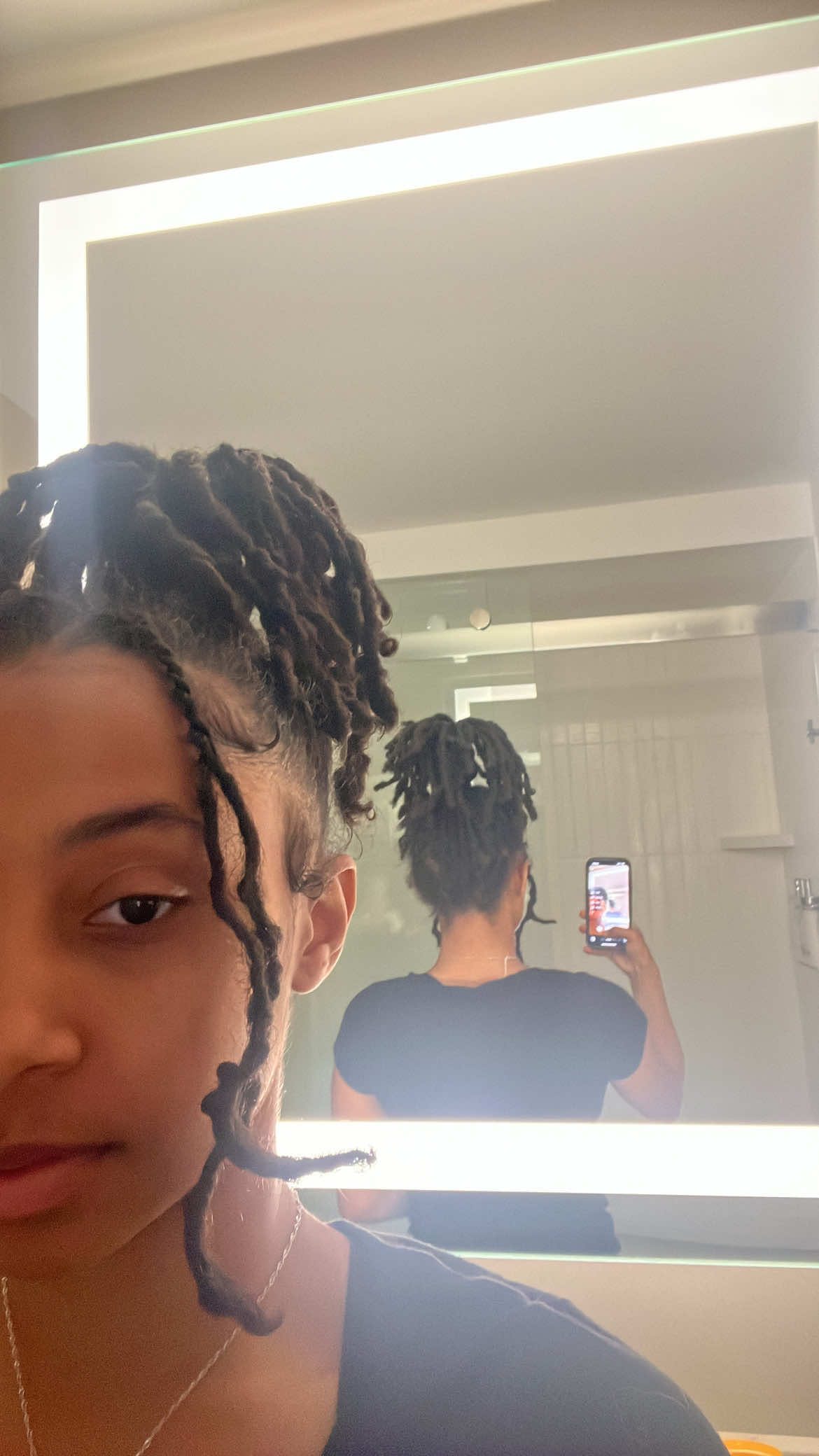 Pineapple for locs☺️
