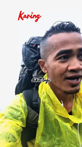 bule belajar bahasa daerah saat mendaki