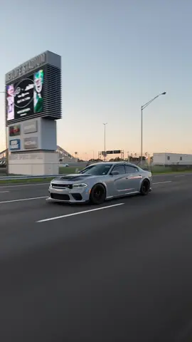 Cooking on the road🐝 - follow me  - #fyp #scatpack #hellcat #dodge #booster 