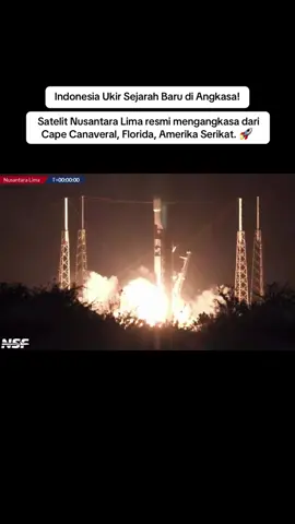 Indonesia Ukir Sejarah Baru di Angkasa! Satelit Nusantara Lima (SNL) resmi mengangkasa dari Cape Canaveral, Florida, Amerika Serikat, pada hari ini, 12 September 2025 pukul 08.56 WIB. SNL dimiliki dan dioperasikan oleh perusahaan satelit anak bangsa di bawah Pasifik Satelit Nusantara (PSN), bekerja sama dengan mitra global Boeing dan SpaceX sebagai peluncur. Satelit ini menempati slot orbit strategis 113° Bujur Timur yang mencakup seluruh wilayah Indonesia dan memperkuat konektivitas di kawasan timur. Dengan kapasitas 160 Gbps, SNL menjadi satelit komunikasi terbesar di Asia Tenggara serta menggenapkan kapasitas total satelit Indonesia menjadi 400 Gbps. Dilengkapi teknologi terbaru Very High Throughput Satellite (VHTS), SNL menjadi satelit Indonesia terkuat di Asia. Satelit Nusantara Lima akan menjadi jembatan yang menghubungkan anak bangsa Indonesia tanpa batas dalam pemerataan akses pendidikan, kesehatan, dan ekonomi rakyat sebagai prioritas utama. Dari Sabang sampai Merauke, dari Miangas hingga Pulau Rote! Satelit Nusantara Lima juga menjadi simbol kemandirian satelit nasional serta menjaga kedaulatan dan ketahanan komunikasi Indonesia. #PresidenPrabowo #satelit #NusantaraLima #Kemkomdigi #Menkomdigi     