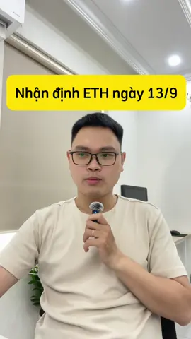 Xu hướng chính: Giá ETH đang trong đà tăng sau khi phá vỡ vùng kháng cự quan trọng quanh $4,600. Nến hiện tại và khối lượng cho thấy lực mua vẫn đang chiếm ưu thế. EMA ngắn hạn (đường cam) đã cắt và nằm trên EMA dài hơn (đường xanh lá), củng cố tín hiệu tăng. Các vùng quan trọng: Hỗ trợ mạnh: quanh $4,600 (vùng vừa phá qua → có khả năng test lại). Kháng cự tiếp theo: vùng $4,850 – $4,900 (vùng bạn đã đánh dấu). Đây là target gần trong ngắn hạn. Vượt qua vùng này thì mục tiêu xa hơn sẽ là quanh $5,000 – $5,200. Kịch bản khả dĩ: Kịch bản chính (ưu tiên): Giá có thể tiếp tục tiến lên vùng 4,850 – 4,900, sau đó xuất hiện nhịp điều chỉnh ngắn hạn test lại 4,600 trước khi bật tăng trở lại. Kịch bản phụ: Nếu giá thủng 4,600, xu hướng tăng ngắn hạn sẽ suy yếu, khả năng quay lại vùng 4,450 – 4,500 để tìm lực mua. Chiến lược giao dịch tham khảo: Chờ nhịp điều chỉnh quanh 4,600 để tìm entry Long đẹp hơn Chưa có tín hiệu Short rõ ràng, vì xu hướng vẫn nghiêng về tăng. Quản lý rủi ro: đặt SL dưới vùng 4,450 – 4,500 nếu Long. 👉 Tóm lại: ETH đang giữ xu hướng tăng, mục tiêu gần là 4,850 – 4,900, chiến lược hợp lý là Long khi điều chỉnh về hỗ trợ 4,600 thay vì đuổi giá. #crypto #bitcoin #trading #blockchain #eth #cryptotrading #BTC #daututaichinh #tradingtips 