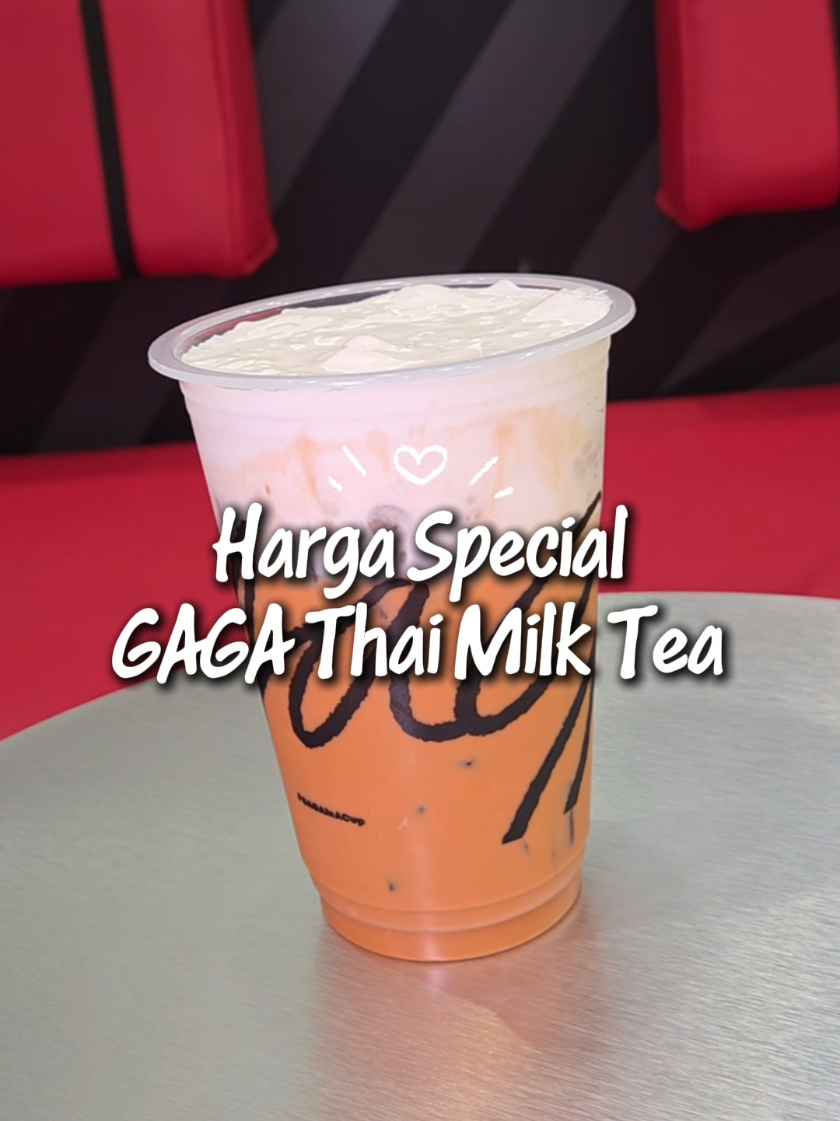 ✨ Gaga Thai Milk Tea, rasanya creamy, manisnya pas, sampai anak-anak pun suka banget! 🧋💕 Jangan kelewatan promo spesialnya sekarang juga, eksklusif di TikTok! 🎉 #GagaThaiTea #ThaiMilkTea #GagaFullFlavor #TikTokPromo #MinumanHits #ThaiTeaLovers #EnakBanget #PromoSpesial