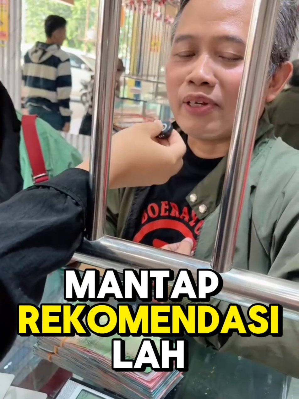 Terima barang tanggal 12 sept 2025 No Hoax 🙅No Tipu tipu 🙅‍♀️  video real kami kedatangan  bapak ganteng jauh jauh daru grogol gercep sekali sudah langsung datang ke toko mas sena. jadi buat kamu yang mau jual perhiasan logam mulia boleh bange langsung datang ke toko mas sena sekarang!!! #jualbeli #antam #logammulia #tokomassena #fypage 