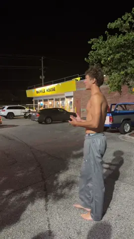 get this dude away from freshman #wafflehouse #pyschology #philosophy #fyp #bobdonald 