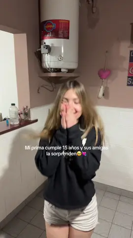 Feliz cumple 15 mi vida, para mí siempre vas a ser esa bebita a la que le hacía peinaditos🥹 Te amo❤️