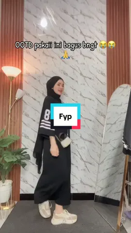 Siapa sih yg gak mau kelihatan cakep wlopuan pakai baju murah😍😍😍🫶🏻 #fyppppppppppppppppppppppp  #viraltiktok  #tiktokshop 