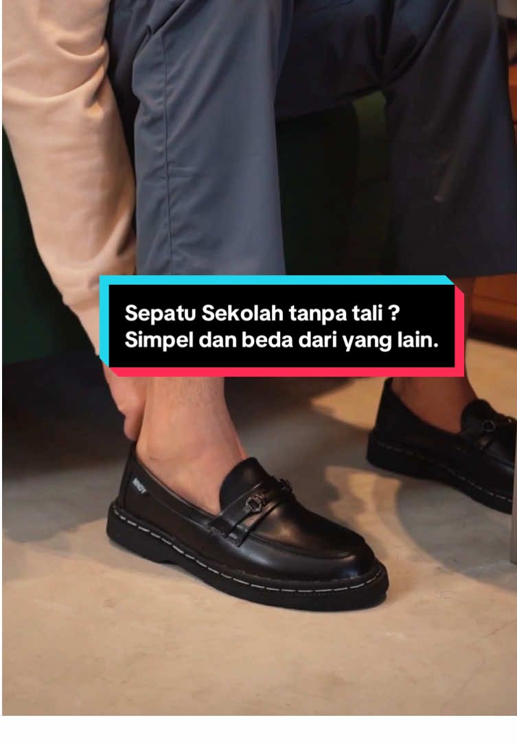 elegan look, effortless style #loafers #sepatuloafers #sepatu #pennyloafers #sepatuslipon 