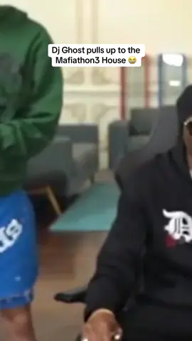 Dj ghost pulls up to the mafiathon3 house with Snoop Dogg #snoopdogg #kaicenat #twitch #djghost #tiktok 
