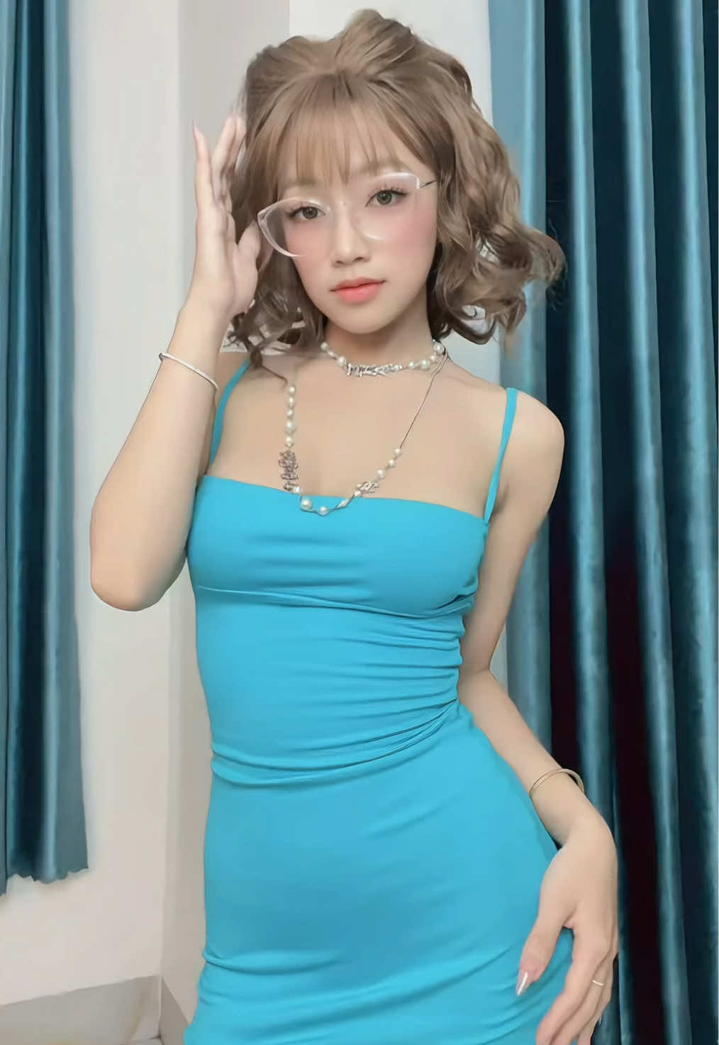 Trễ nhất trend 🩵 #dancetrend #idolviet #tie #tiktoklive 