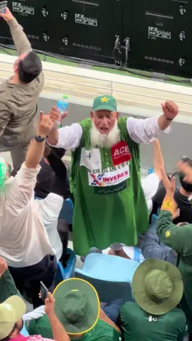 🔥 Cacha Cricket in the crowd – pure aggression, pure passion! 💚 His energy is louder than the stadium itself 🏏🇵🇰 This is the heartbeat of Pakistan cricket fans! 🙌 #CachaCricket #PakCricketFans #AsiaCup2025 #DubaiStadium #DilDilPakistan 