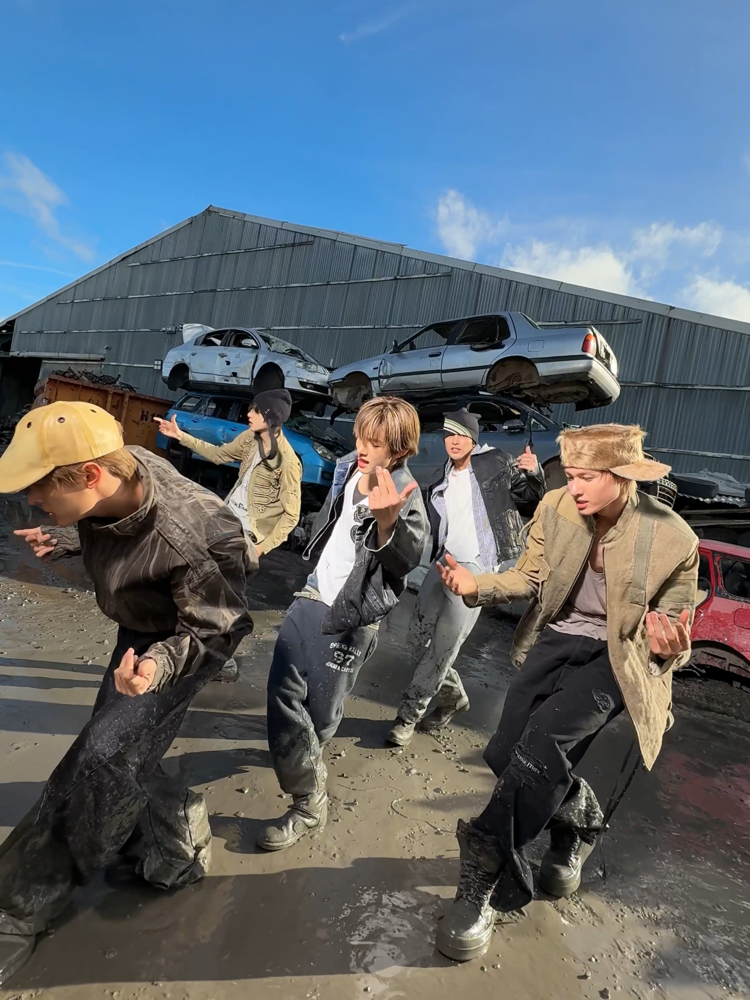 muddy but make it vibey 🥾 #CORTIS #코르티스 #CORTIS_FaSHioN