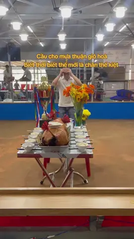 Biết thời biết thế mới là anh hùng...
