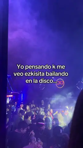 pero cn buen outfit o algoasi 