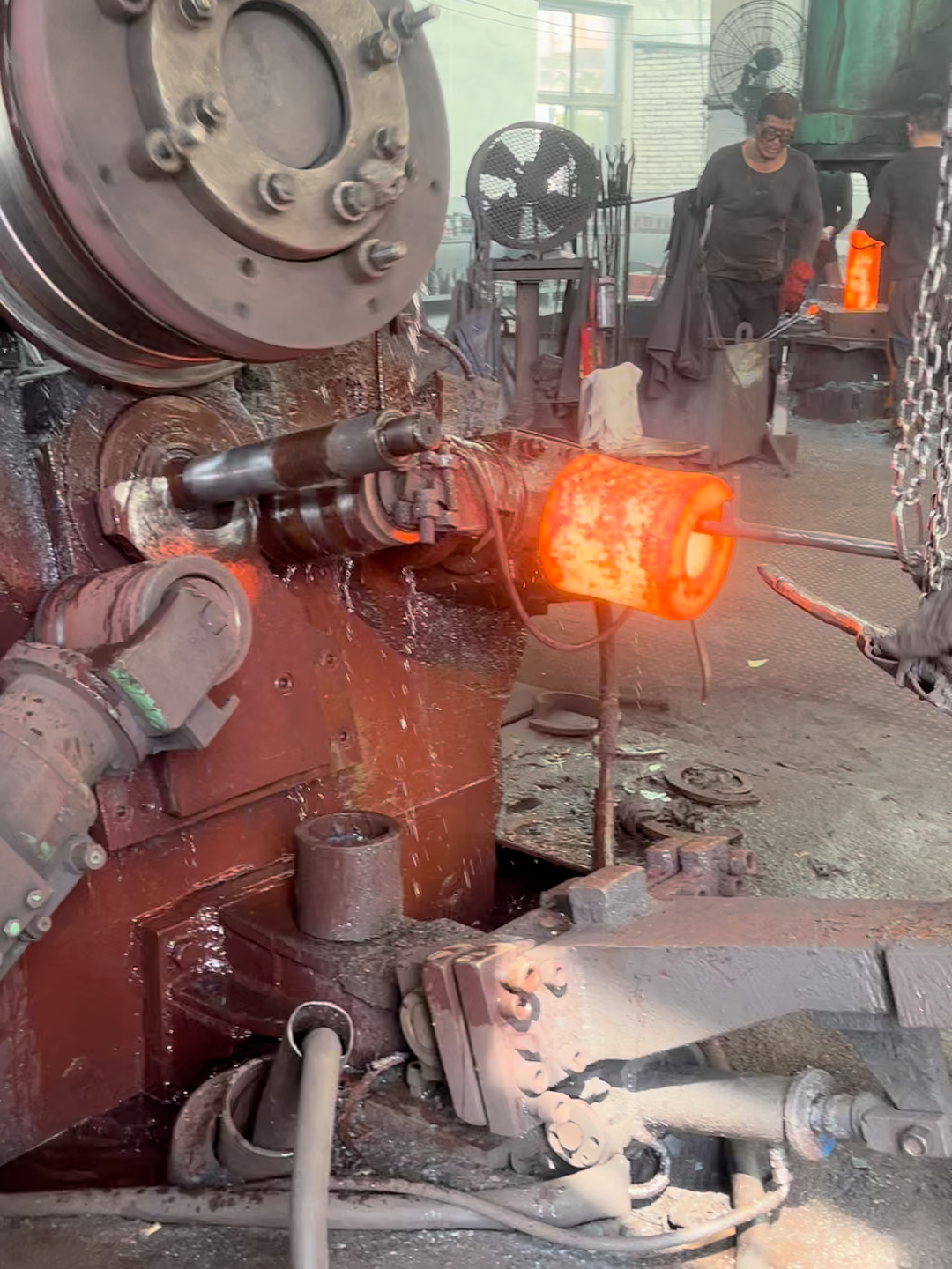 Inside the bearing factory Forging Workers Punch Red-Hot Steel  #process #machine #forging #ironman