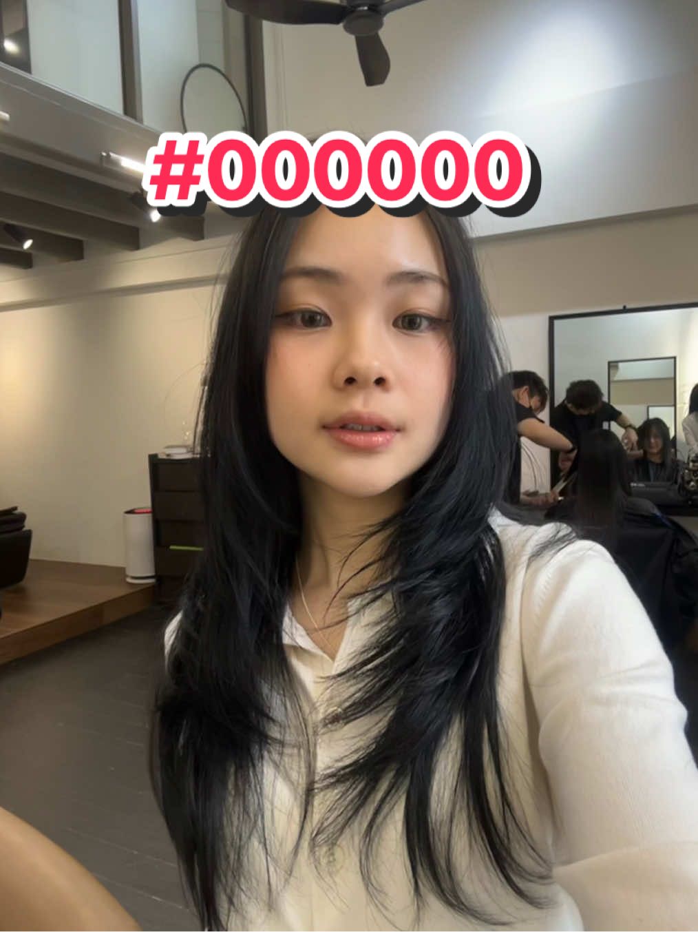 back to #000000 and a soft hush cut 🩶  20% off all haircuts from Mondays to Thursdays - your turn to get a makeover ✨ 💇🏻‍♀️ @wallacesum_keihairstudio @KEI HAIR STUDIO  #backtoblack #hushcut #highlayers 