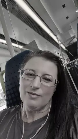 Happy Saturday heres to a good day #foryoupage #sarahjanee_79 #yorkshiregirl #singlelife #saturdayantics 