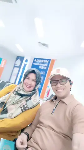 Bulan Madu #keluargabahagia #sahabatagustiarabbas #pantunsukasuka #sahabattiktokindonesia #TikTokAwardsID #fyp 