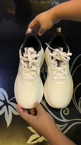 Running shoes for men #whiteshoes  #runningshoes  #shoes  #shoesformen  #menshoes 