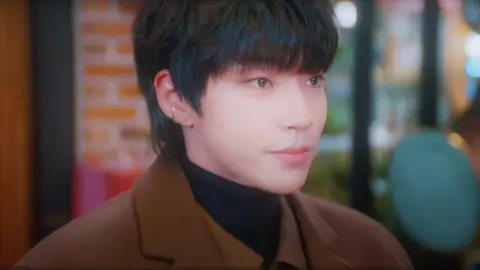 lốp dự phòng mạnh nhất lịch sử-))) #truebeauty #vedepdichthuc #hwanginyeop #moongayoung #yeopyoung 