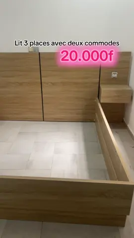 Lit 3 places avec deux commodes 🫰a un prix forfaitaire. Avec NAHUM HOUSE DECOR’S Vous aurez le confort à petit prix 🤞🏻 Contactez nous  +229 69 29 29 44 - 01 97 10 36 19  #lit3places 