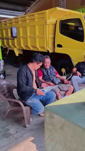 Penyerahan BPKB surat menyurat pelanggan #promoseruweekend #fypシ゚viral #nissan #hinodutro #hino500 