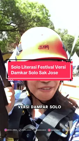 Damkar Kota Surakarta kembali hadir untuk masyarakat dalam gelaran Solo Literasi Festival yang berlangsung selama 3 hari di Halaman Balaikota Surakarta. Tidak hanya fokus pada tugas pokok pemadaman dan penyelamatan, kali ini Damkar Kota Surakarta ikut memberikan warna berbeda dengan menghadirkan wahana hiburan seru berupa Flying Fox untuk anak-anak. Keceriaan terlihat jelas saat adik-adik berani mencoba meluncur dari ketinggian, penuh tawa, sorak dan semangat. Melalui kegiatan ini, Damkar ingin menanamkan rasa percaya diri, keberanian, serta kebersamaan sejak dini, sekaligus menjadi bagian dari upaya mendukung literasi dan tumbuh kembang anak di Kota Surakarta. Damkar selalu berkomitmen hadir tidak hanya ketika ada kedaruratan, tapi juga dalam kegiatan positif untuk masyarakat. Karena sejatinya, Damkar bukan hanya soal memadamkan api, tapi juga menyalakan semangat generasi muda bangsa. #literasi #literasianak #tumbuhdantangguh #semangatterus #damkar 