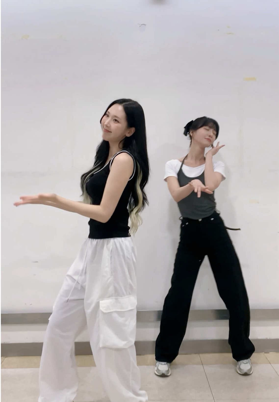 RODEO with #오마이걸 #유빈 Giddy up Giddy up🔥@OHMYGIRL