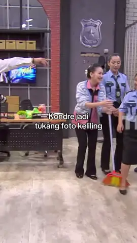 kondre jadi tukang foto keliling #laporpak #andretaulany #harbatah 