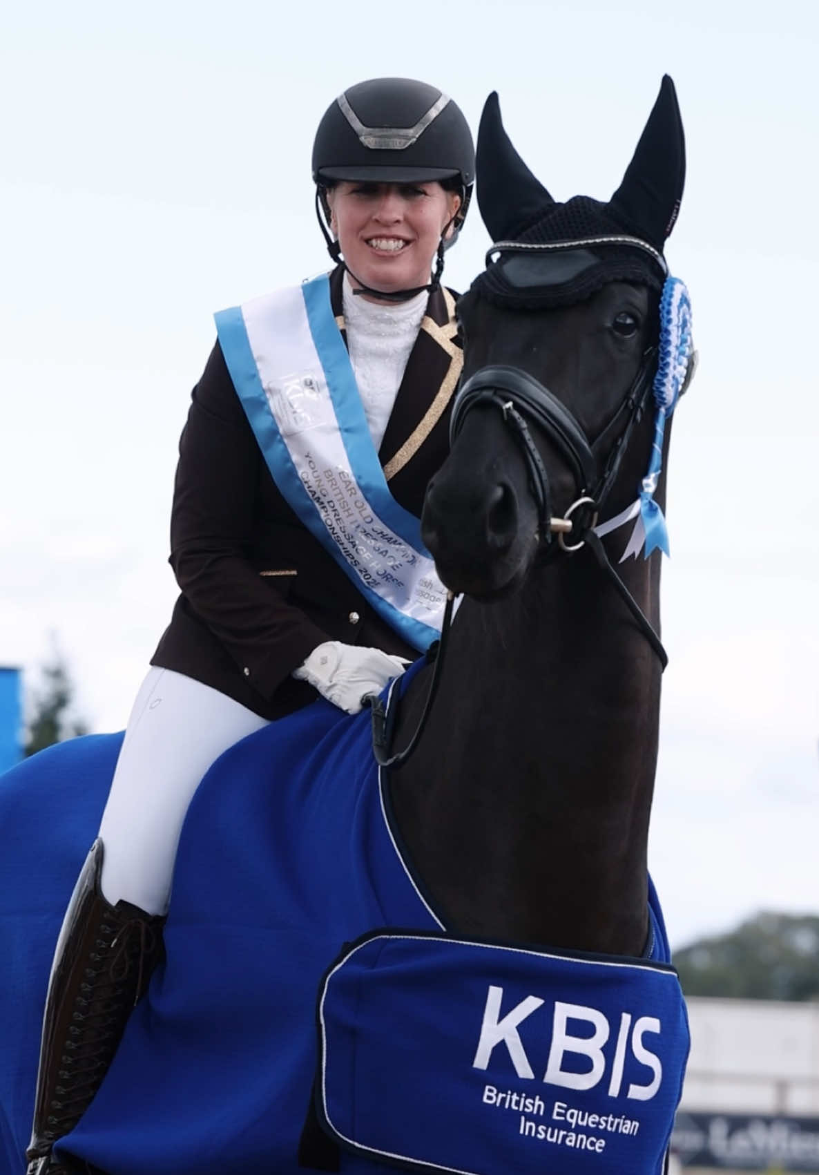 They are the future 💫🐴🫶 Yesterday morning Becky Moody and Raver TC led the way in the KBIS 4YO Championship! What a class! Now we look forward to the five, six and seven year olds providing one of the highlights of the weekend!  #britishdressage #lemieuxnationals #LNDC25 #equestrian #dressage 