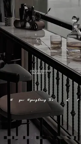 Không ai cả, chán chán thì tao đăng tin buồn thôi, chứ có bao giờ tao buồn đâu…   #chuối🎶 