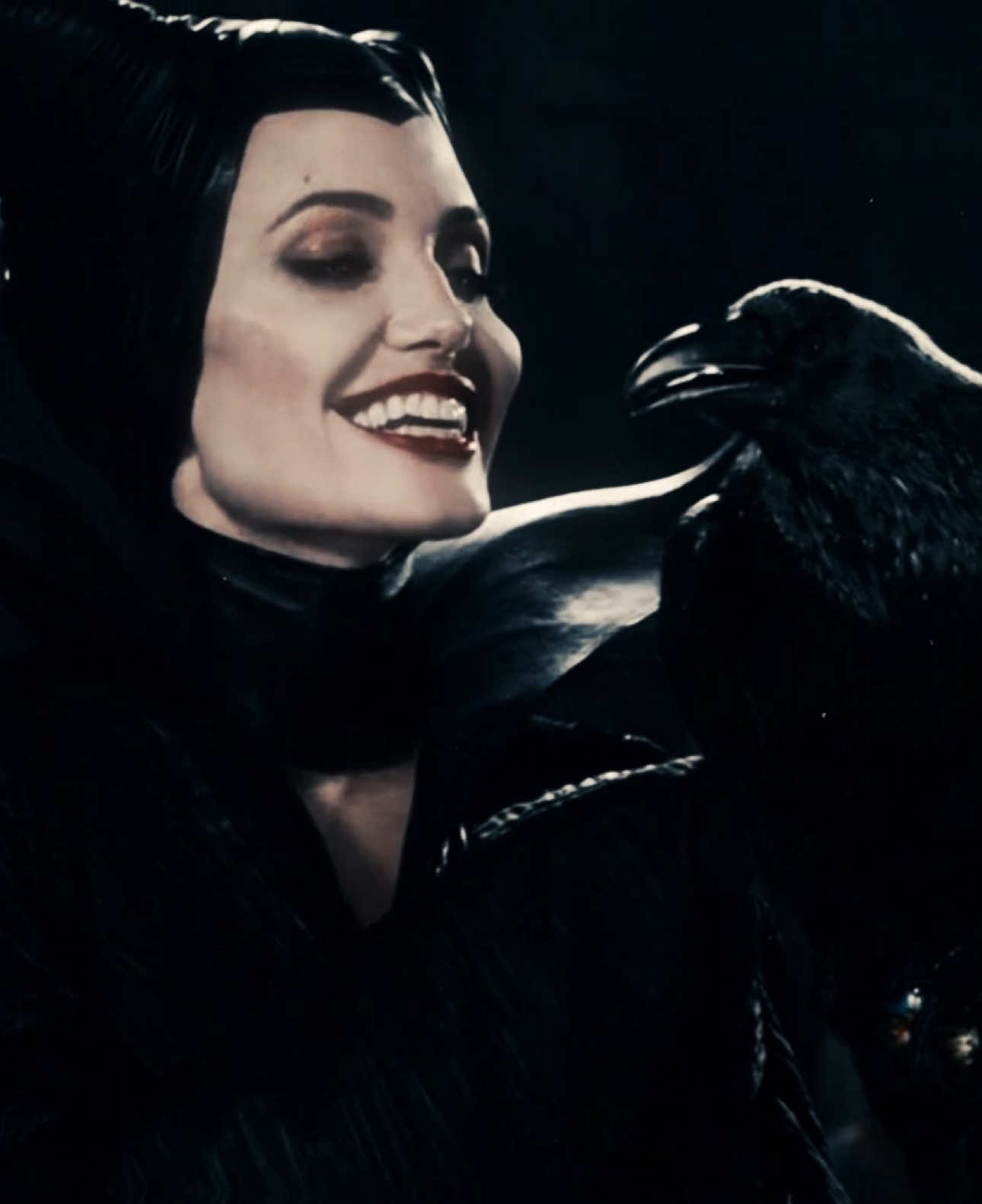 kind of obsessed with this audio lol #maleficent #angelinajolie #disney #foryou #fyp 