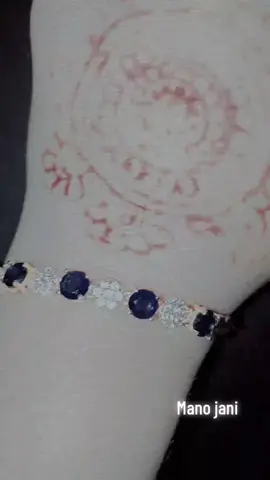 gor say dekh ak br mjhye 😔