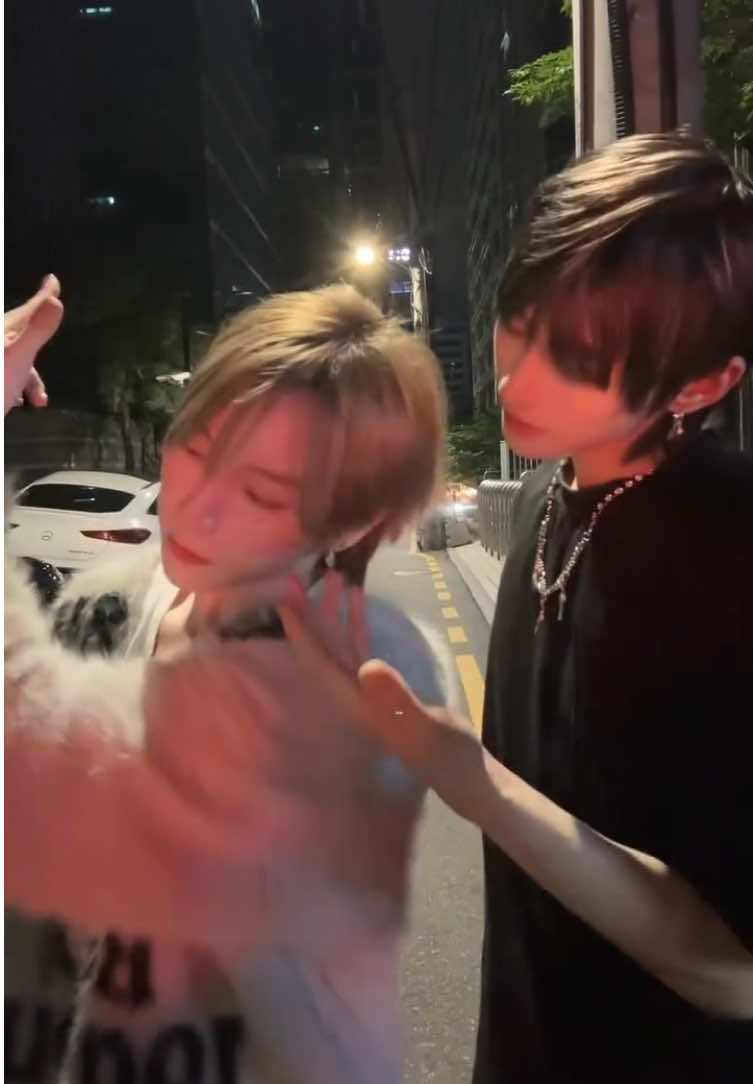 ZHONGXING's updates always make my day✨#HeZhongXing #허중싱 #贺仲星 #HEZHONGXING #fyp 