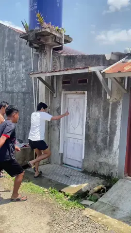 akibat dari kabel mesin cuci g di cabut jd kebakaran. antisipasi mending sekarang mah klo bepergian kabel2 yg masih pada nyolok mending pada di cabutin ajja. #fypシ 