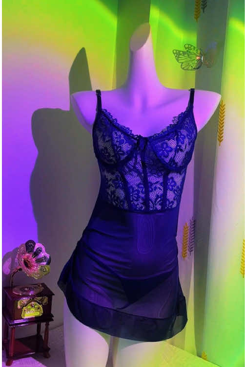 Unleash your inner vixen with this lace babydoll lingerie. Delicate lace on top, combined with a soft, flowing skirt, it's a tantalizing blend of elegance and sex appeal. #SeductionLingerie #DaintyStraps #LacePatterns #FlatteringFit #IrresistibleStyle