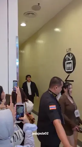 cue bgt ade pake pink #perthsanta#perthppe#santapp