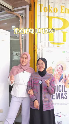 Belanja emas ternyata nggak semudah kelihatannya 💍 Dari sekian banyak pilihan, ending-nya kok yaa… selalu pilihan si dia yang kepilih 😅 Kalau kamu, team siapa nih? Komen di bawah yaa👇 . . Yuk, langsung cek koleksi lengkap emas perhiasan yang cakep lainnya di Toko Emas Dua-Dua! Investasi dalam Kemewahan✨ #EmasDuaDua #TokoEmas #TokoEmasSengkang #WajoUpdate #InfoEmas #CincinEmas #KalungEmas #GelangEmas #PerhiasanEmas 