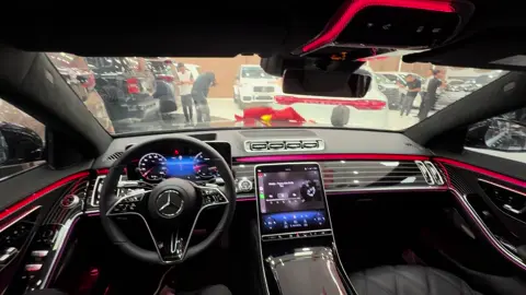 Mời các bác trải nghiệm dàn loa Burmester trên Maybach S450 🥰 #prada #LearnOnTikTok #testloa #xuhuong 