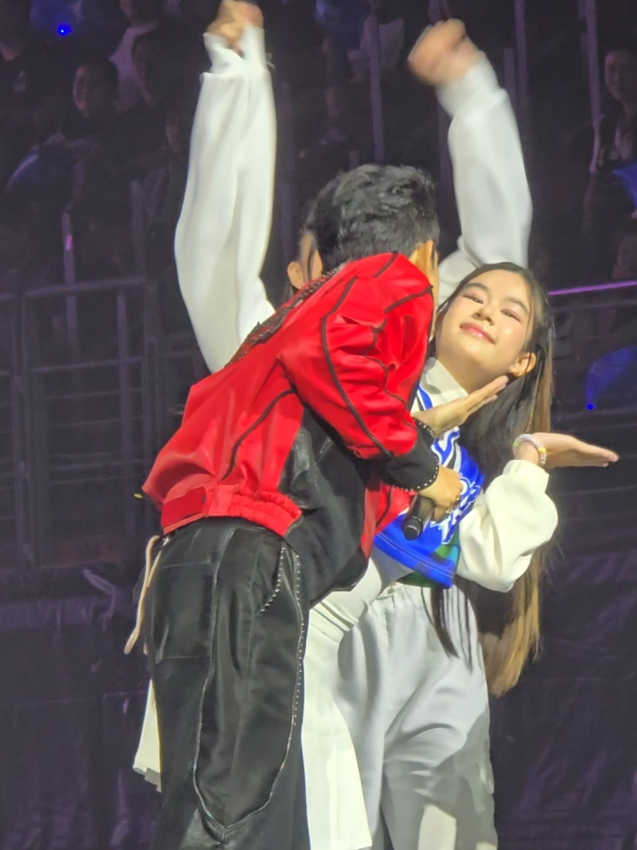 ภูมิใจแทนพี่มอส #มอสทาทา #คอนเสิร์ต90s #แคนดี้รากแก่น #แม่ดี้พลังบวก #Superconcert90 