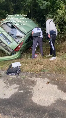 #voiture #accident #tonneau #pourtoii 