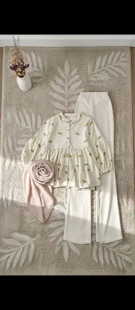 one set 3in1 paling nyaman buat kerja, kuliah, atau hangout! 😍✨ langsung auto cakep sat set sat set.. #oneset #celanacutbray #blouse #outfitkerja #ootdhijab 