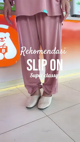 Cakep kan 😎 #fyp #viral #slipon #sepatukeren #OOTD 