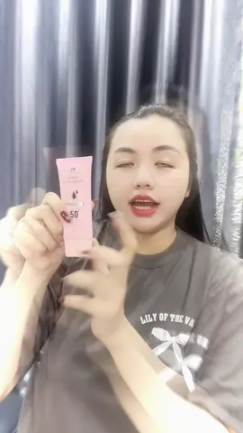 Vẫn mê với chất kem mới #kemchongnanghanacom #hanacom #nhuystorequan12 